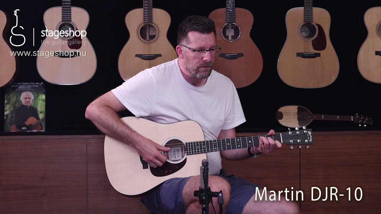 Martin DJR Dreadnought Junior acoustic guitar demo in Stageshop
