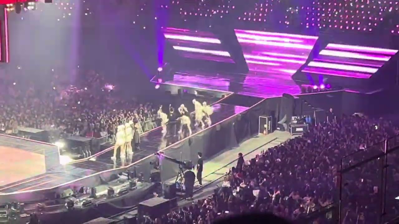 231225 SBS가요대전 엔믹스 (Intro + Funky Glitter Christmas + Love Me Like This) 무대 직캠