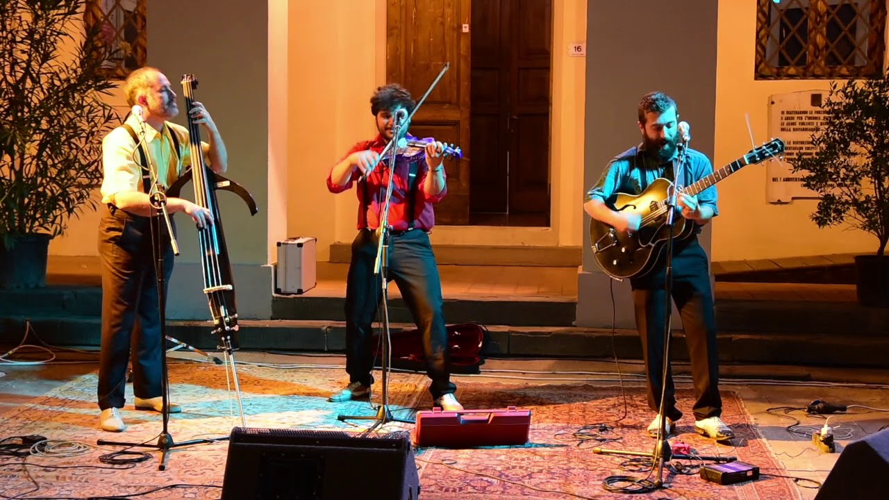 Fratelli Marelli - Mambo Italiano - LIVE -