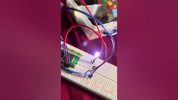 ITS 381OT 5.1 RandomColorLight Pico W Matthew Lopez