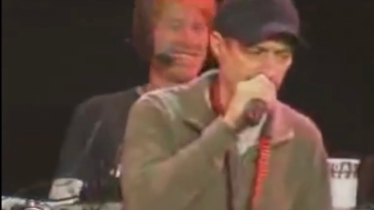 Opie & Anthony: Ant sings 