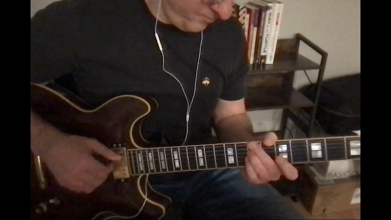 Day 1665 Martin Taylor Walking Bass for Jazz Guitar page 24 and 25