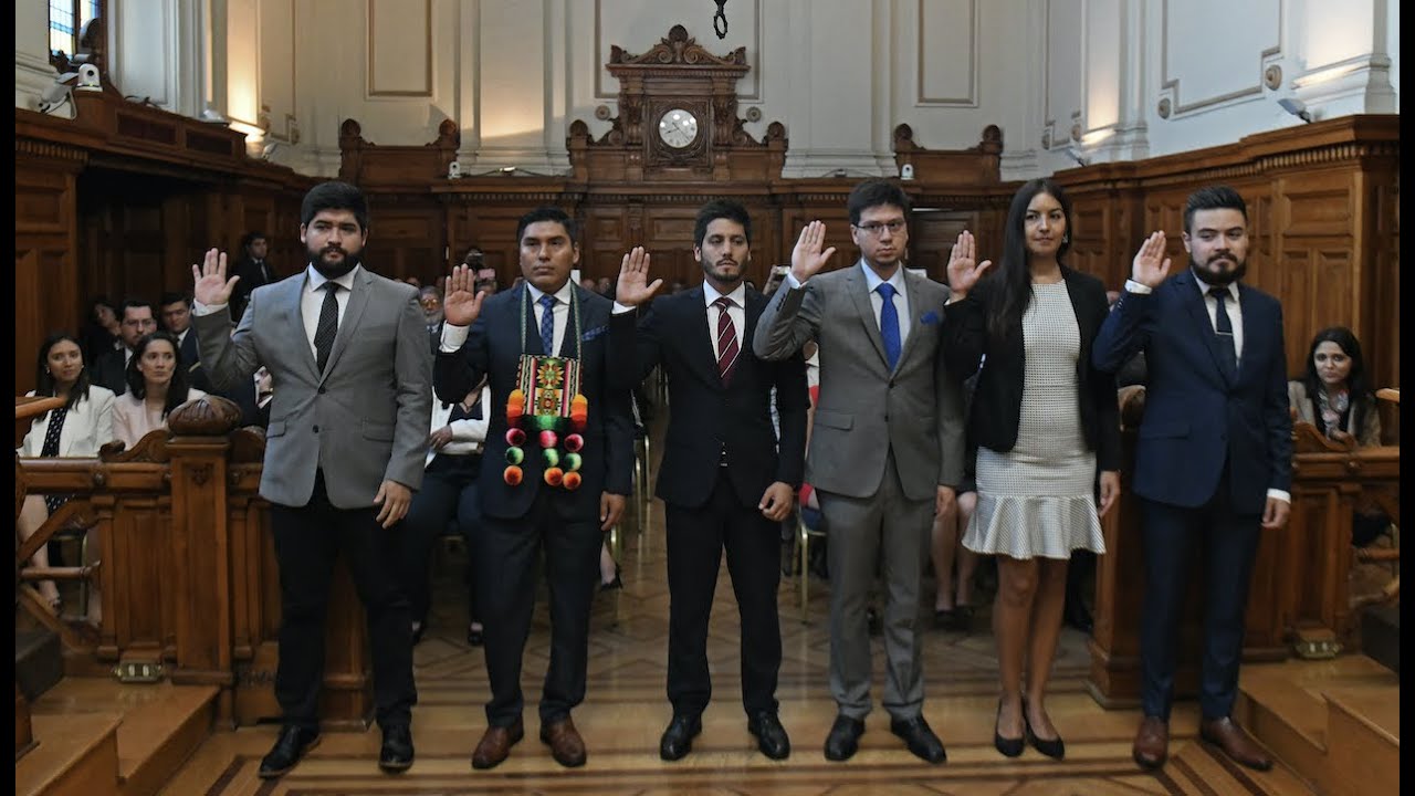 Ceremonia de juramento de abogadas y abogados en la Corte Suprema. 21 de febrero de 2020. YouTube Ceremonia de juramento de abogadas y abogados en la Corte Suprema. 21 de febrero de 2020. YouTube