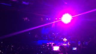 Koray Avcı berlin konseri yanımda sen olmayınca