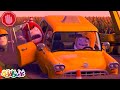 Worst Driver in the World! | Oddbods | Moonbug No Dialogue Comedy Cartoons for Kids