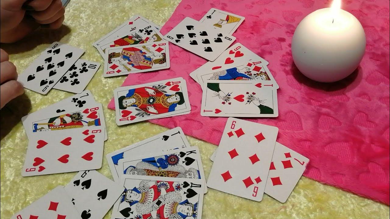 Ютуб как можно погадать на. Гадание на цыганских картах на ближайшее будущее. Цыганка гадает мужчине. Гадание жаба. Гадание жаба.
