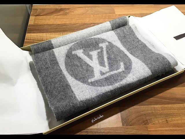 Louis Vuitton Cardiff Scarf Unboxing 