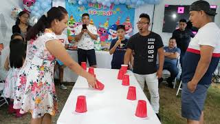 Mira  estos inventos juegos con vasos para distraerse y divertirse