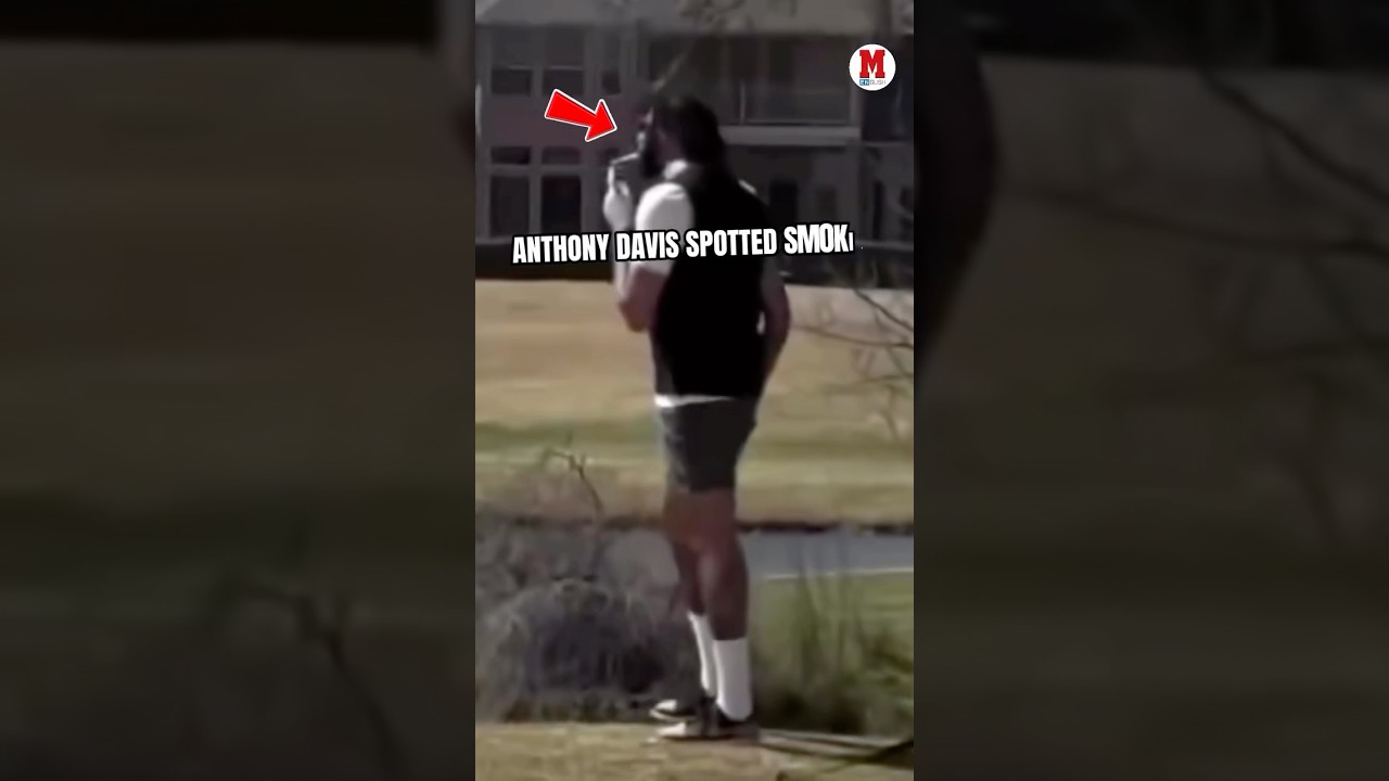 Anthony Davis was spotted smoking while playing golf amid injury recovery 😅  