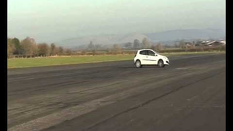 Path-Following Fishhook Test Ford Clio