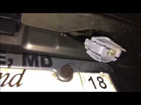 License Plate Light / Tag Light Replacement - Honda Odyssey Minivan 2008