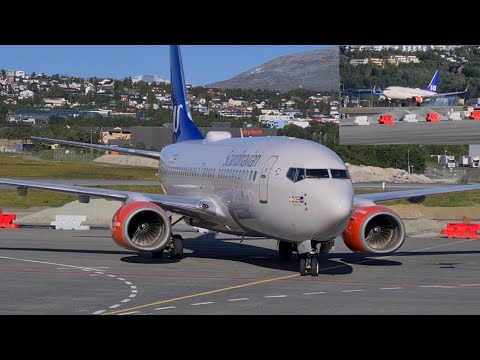 Rare SAS 737-700