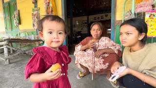 Putuku Melok Blonjo Nggermbah Damis Wajah Preman Ngedepi Bakul Langsung Wedi Hahaha