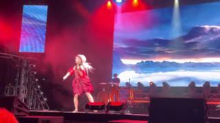 Lindsey Stirling - Shatter Me live at Concord Pavilion