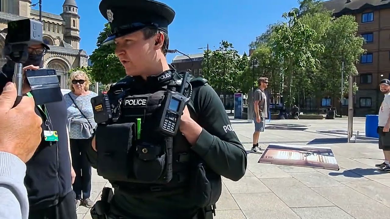Police turn up at PROTEST/PSNI Abusing Their Powers. Belfast