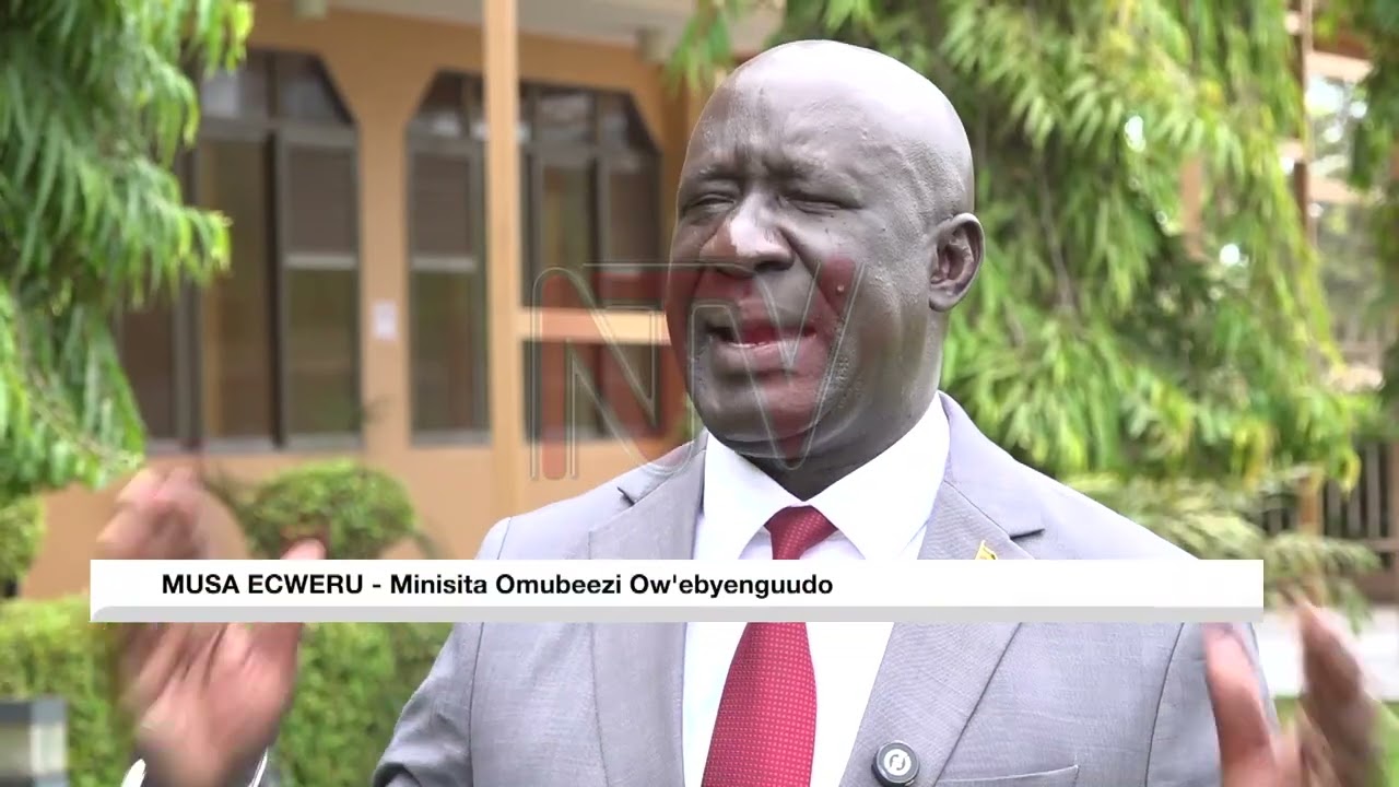 OKUTUNDA MMOTOKA MU KAMPALA: Abalina ebibanda ku mabbali g’ekubo baakufuumulwa