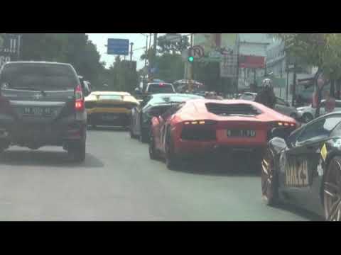 Lamborghini Bull Run Central Java Tour 2018 with STS - YouTube