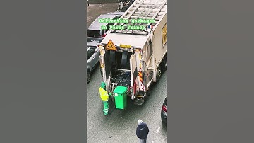 Garbage collector in Paris France 🇫🇷 #youtube #viral #youtubeshorts #shorts #trending #short
