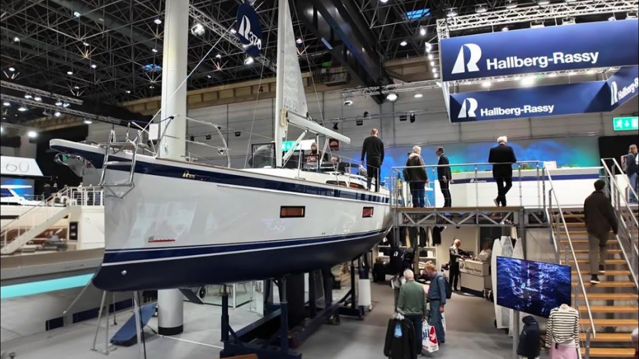 ⁣Quick look : 2026 Hallberg Rassy 370 sailing boat