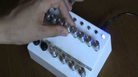 8 STEP ANALOG SEQUENCER
