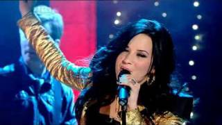 Demi Lovato Performing Remember December &amp; Interview on The Alan Titchmarsh Show - 29th Jan 2010