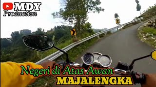 JALAN MENUJU WISATA NEGERI DI ATAS AWAN PANYAWEUYAN MAJALENGKA MELEWATI BANYAK DESTINASI WISATA