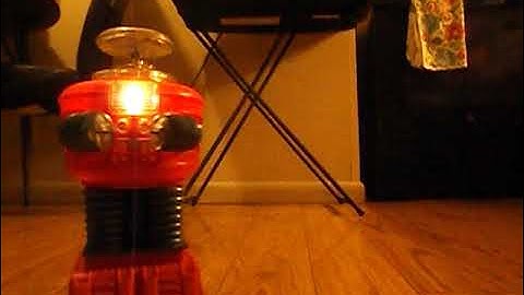 1966 REMCO Lost In Space Robot toy