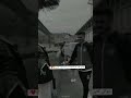 حوالي كتير من النجوم بس انا اشتقت لقمري