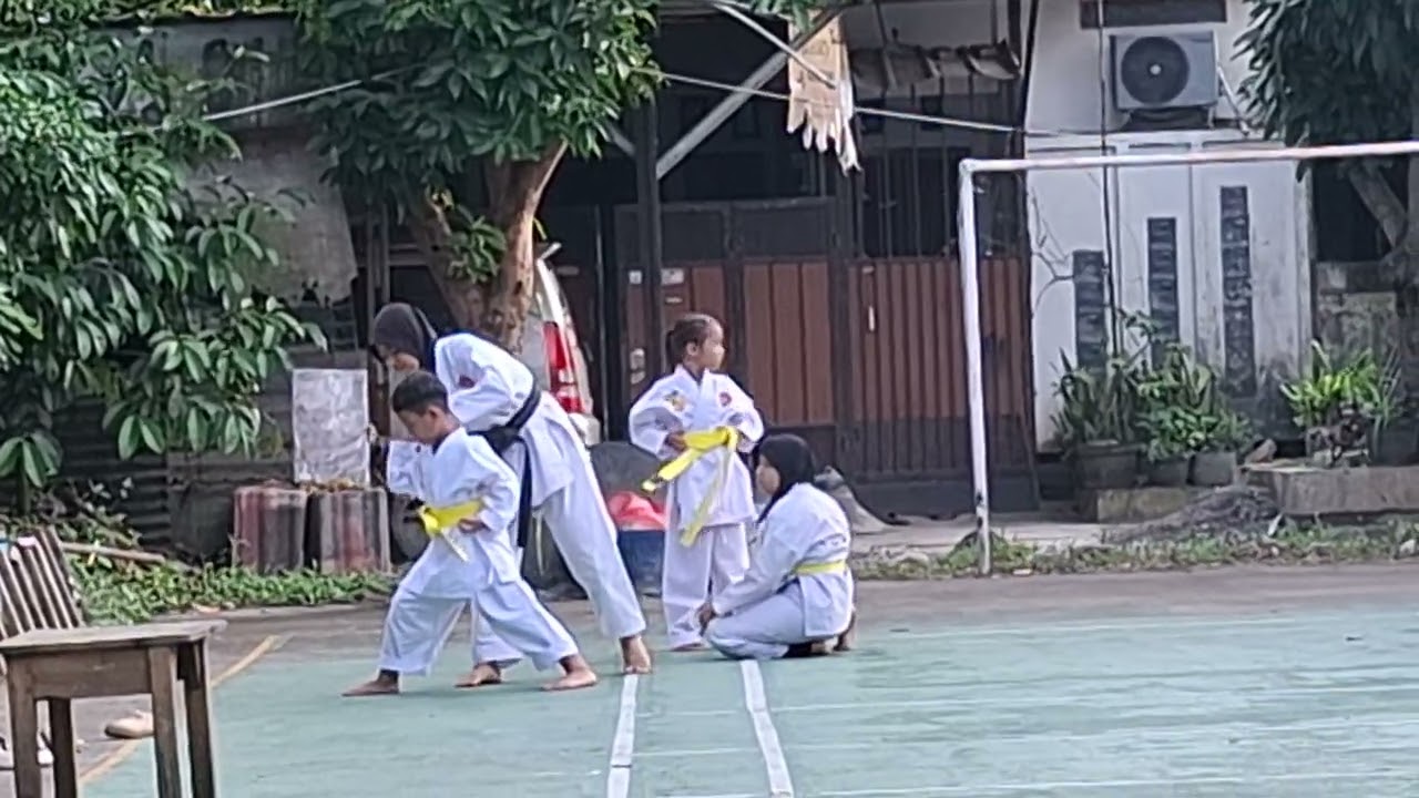 Latihan karate, Kyu 9 rajawali muda 01