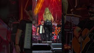 Simone Mendes  De Graa Ou Pagando grelo simonemendes grelo