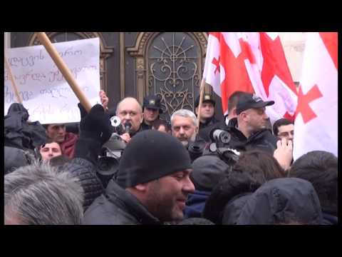 ედპ-ს ლიდერი ბაჩუკი ქარდავა რუსთავი 2-ის აქციაზე