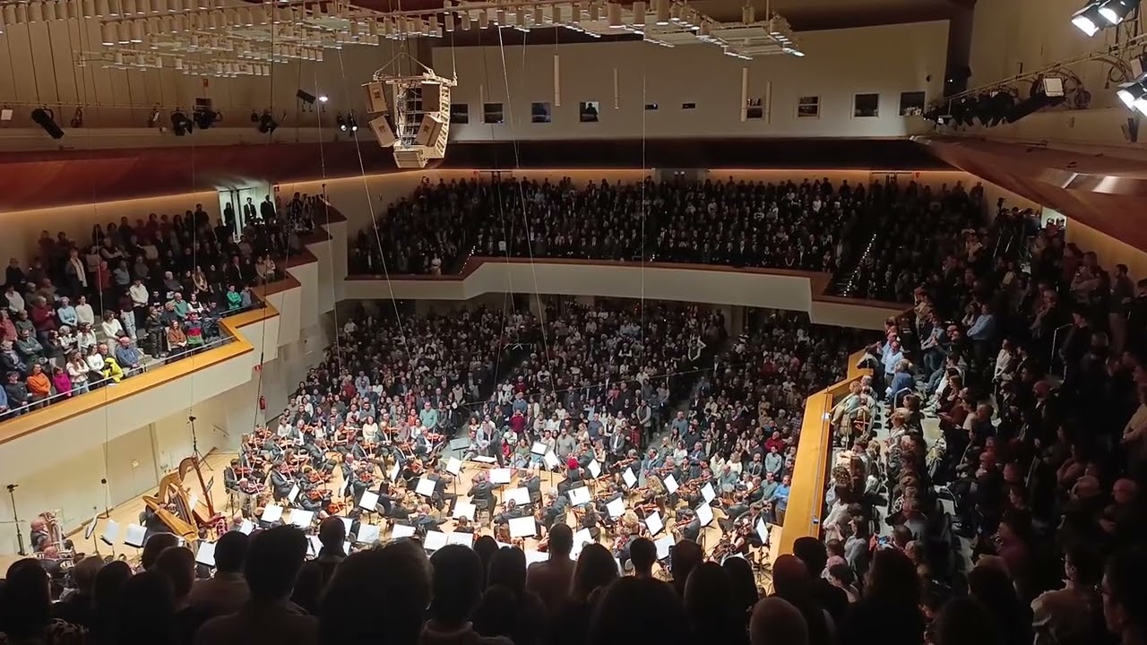 Gustavo Dudamel José Serrano Himno Regional Valenciano Palau de la Música de Valencia 3 Febrero 2025