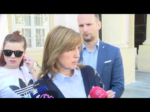 Video: Poslanci V Zaryadye, Arbat - V Perm