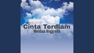 Cinta Terdiam