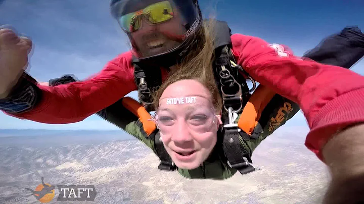 Amy Ewen Skydive Taft.