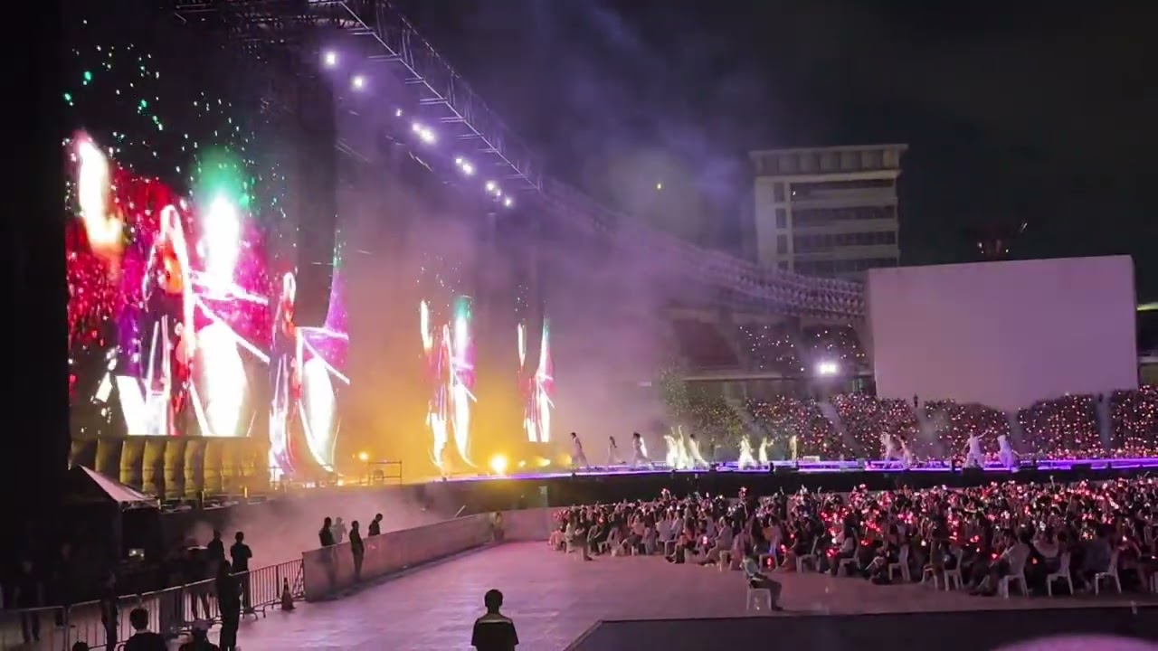 ROSE-APT. #BLACKPINK_DEADLINE_IN_BANGKOK Day3