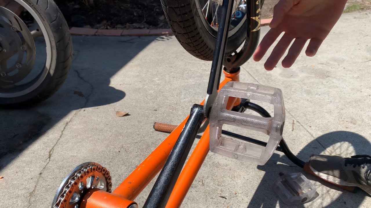 How to Replace Bike Pedals YouTube