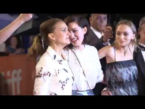 Кадры из фильма Планетариум