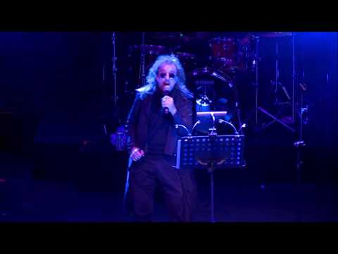 Sen Bilirsin – ilhan irem (Live) “Yıllardan Sonra” (4 Haziran 2016)