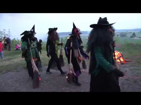 Video: Vilya: Vesnice čarodějnic A čarodějů - Alternativní Pohled