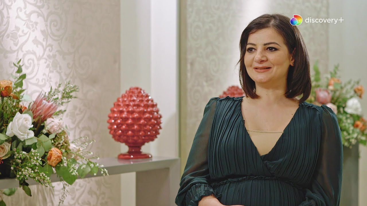 La sposa col pancione | Abito da sposa cercasi Puglia - YouTube