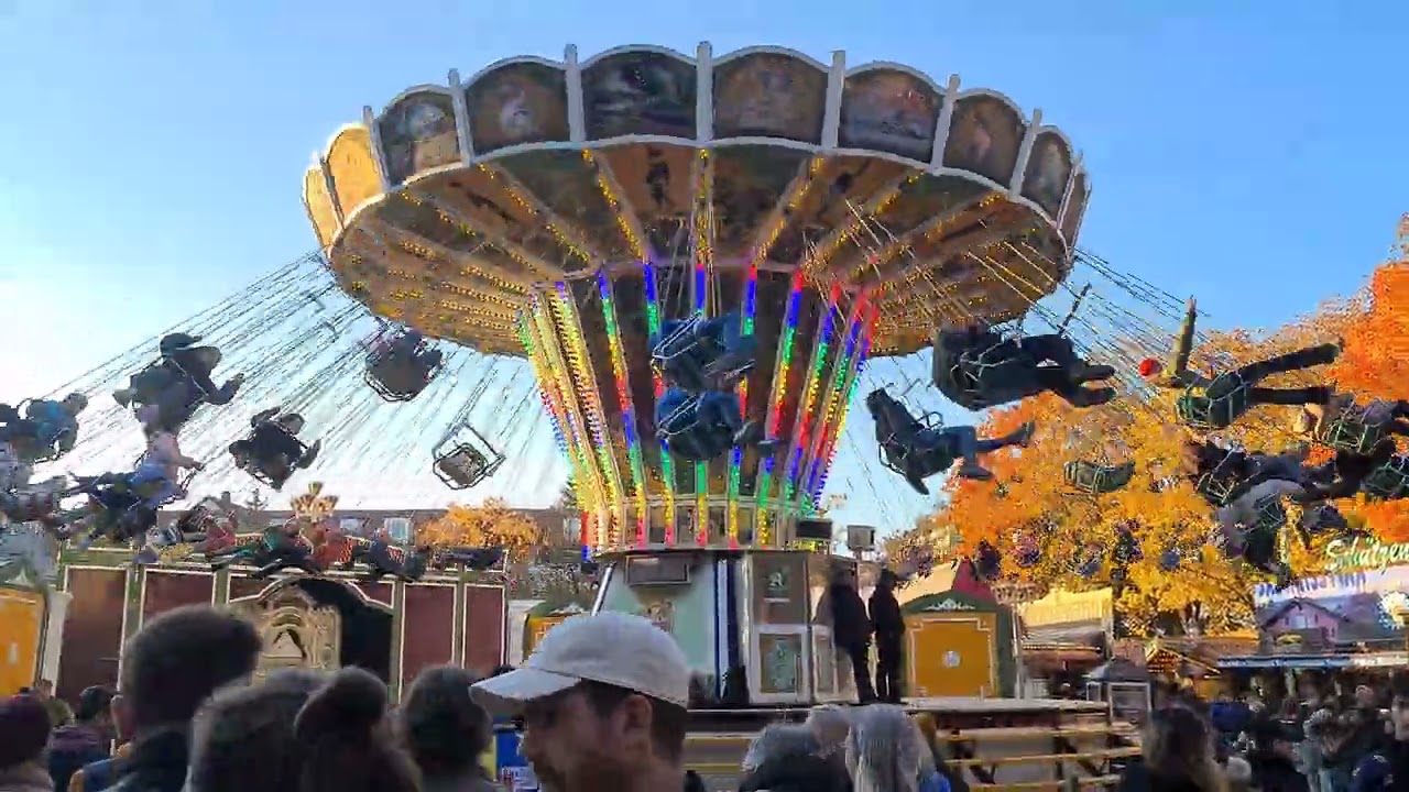 Kettenflieger (Kalb) - Außenansicht/Offride [München-Au - Auer Dult (Kirchweihdult) 2025]