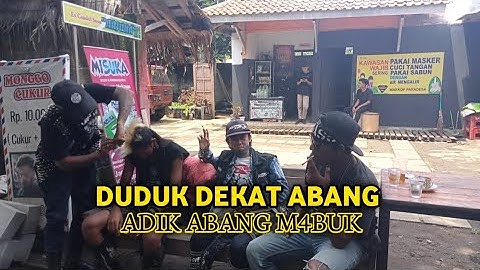 Duduk dekat abang lirik - Romi jahat cover ukulele