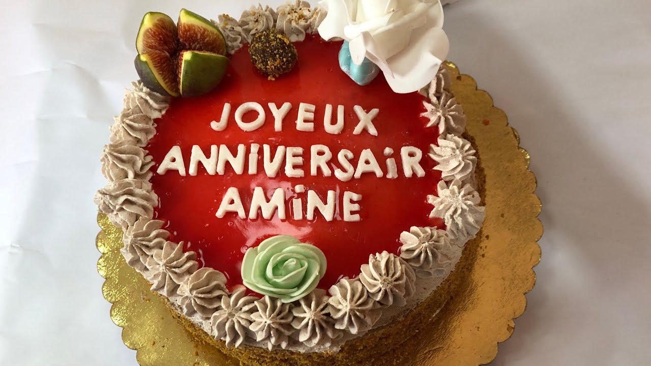 كيكة عيد ميلاد🎂بحب بيض روعه فالمذاق والبنة هبال خير من نتاع المحلات👌