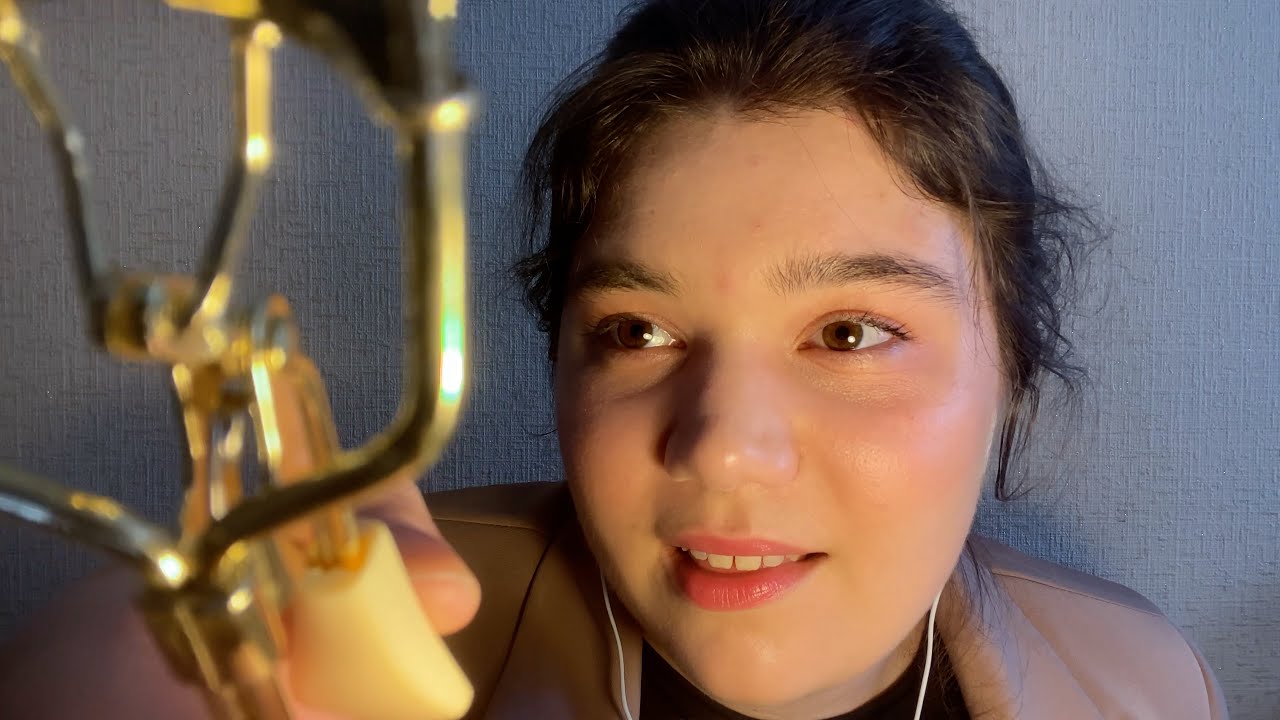 ASMR SUOMI Työkaveri tekee sun meikkiä toimistossa