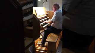Easy Prelude For Mf Stops By Henry Smart