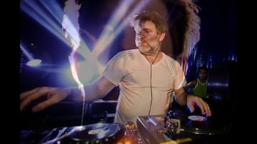 LCD Soundsystem - Losing My Edge (Subtitulada en Español)