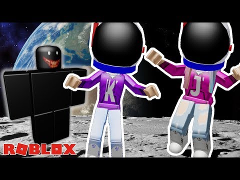 Can We Survive Horror High School Roblox Youtube - astronaut pumkin roblox
