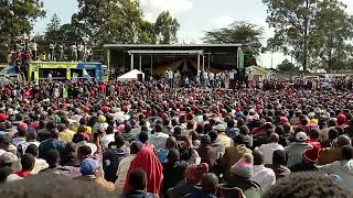 SweetStar Mike Aaron Perform in front of Gov Isaac Ruto during his last campaign.