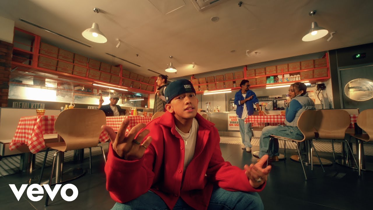 Ismail Izzani Bawa Pendengar "Tenggelam" Bersama